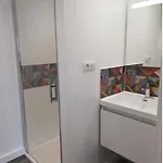 Bas De Villa, Vue Mer, Terrasse, Clim, Piscine *