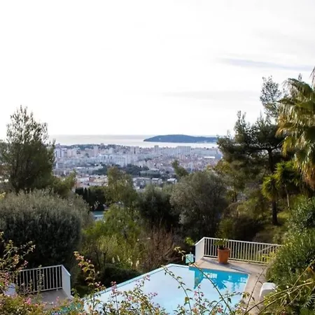 Bas De Villa, Vue Mer, Terrasse, Clim, Piscine * Τουλόν