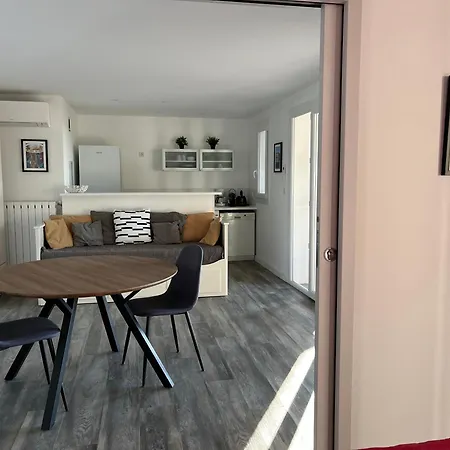 Bas De Villa, Vue Mer, Terrasse, Clim, Piscine *