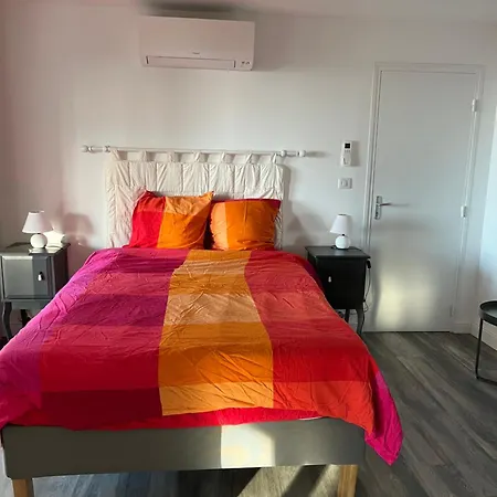 Bas De Villa, Vue Mer, Terrasse, Clim, Piscine *